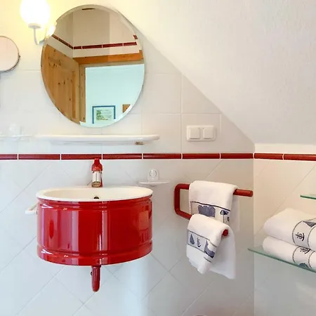 Ginster Ferienhaus * Zingst